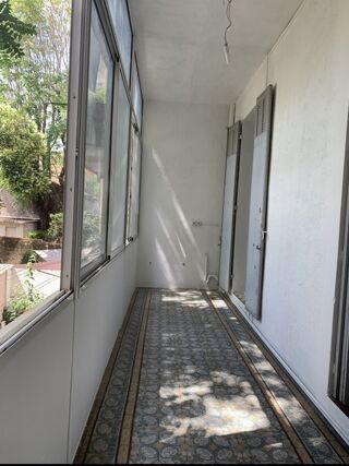  Appartement à louer 3 pièces 76 m²