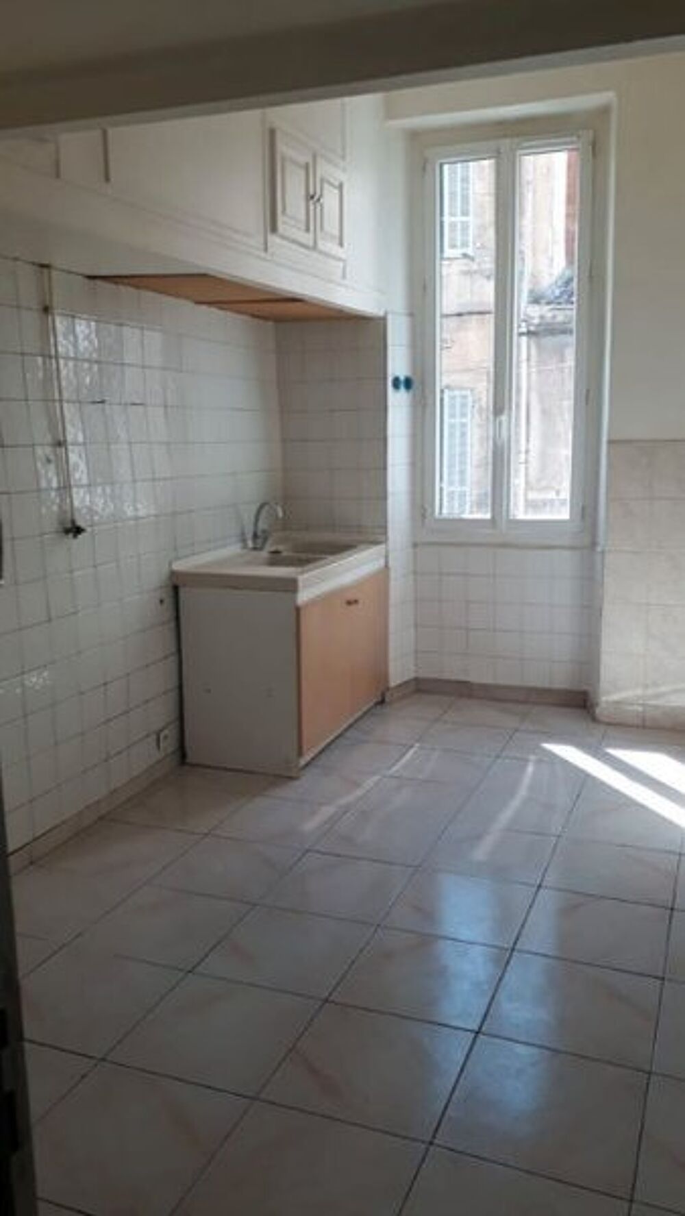 location Appartement - 1 pièce(s) - 35 m² Marseille 4