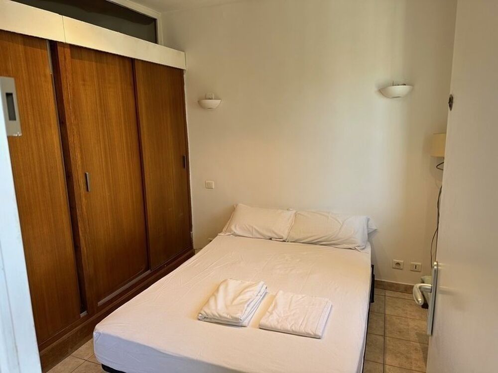 location Appartement - 3 pièce(s) - 58 m² Marseille 1