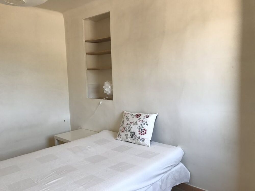 Appartement T3 meublé avec terrasse à Saint Marcel <b....