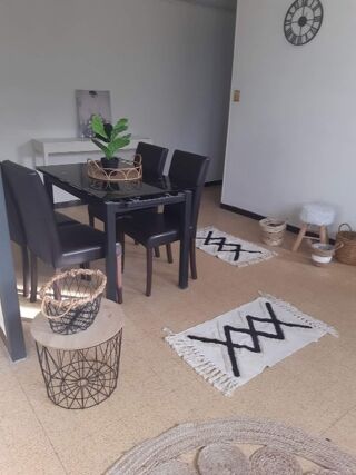  Appartement à louer 3 pièces 61 m²