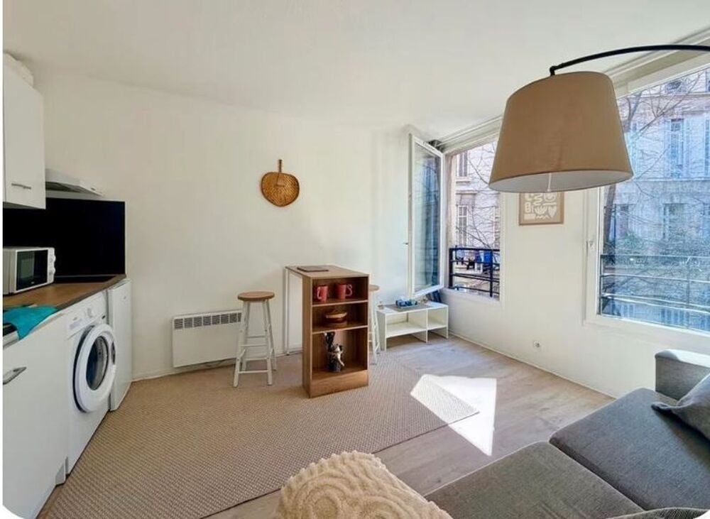 Studio Meublé à louer - Quartier BELSUNCE Situé a....