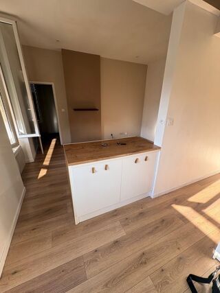  Appartement à louer 2 pièces 40 m²