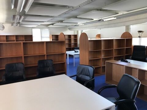   Location / Local Commercial - 160 m² 