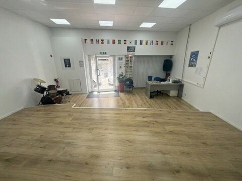 RUE DU ROUET - LIANDIER /13008<br>Rue du Rouet nous v... 1490 13008 Marseille