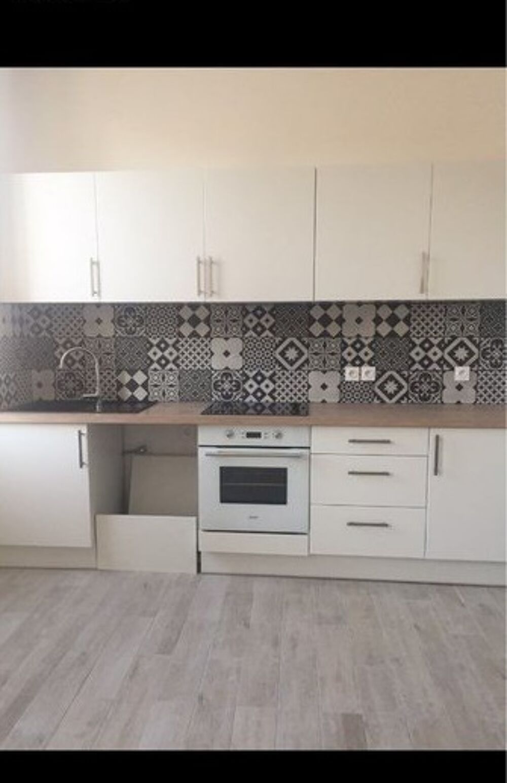 location Appartement - 3 pièce(s) - 63 m² Marseille 7