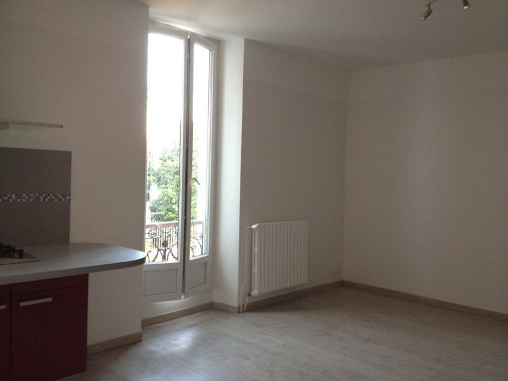 location Appartement - 3 pièce(s) - 60 m² Marseille 11