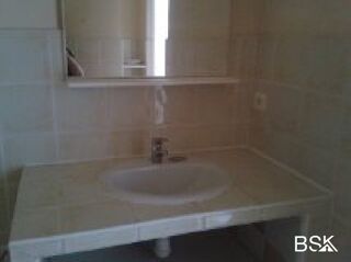  Appartement à louer 3 pièces 50 m²