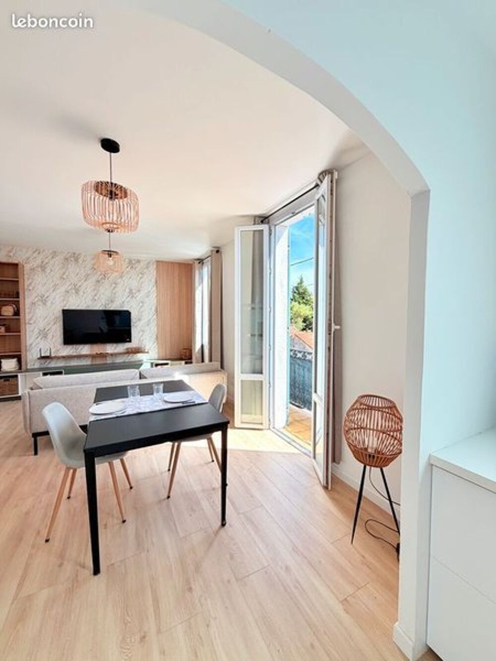 location Appartement - 3 pièce(s) - 61 m² Marseille 12