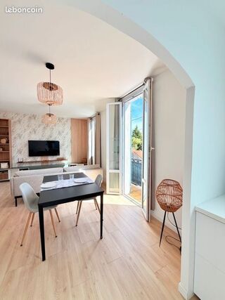  Appartement à louer 3 pièces 61 m²