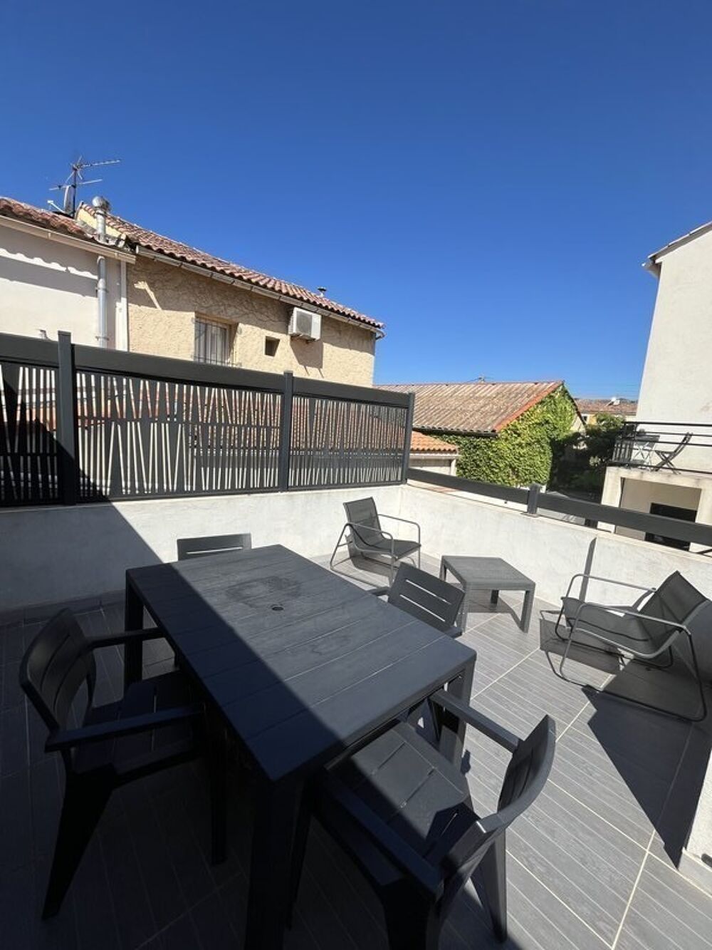 location Maison - 3 pièce(s) - 70 m² Marseille 8