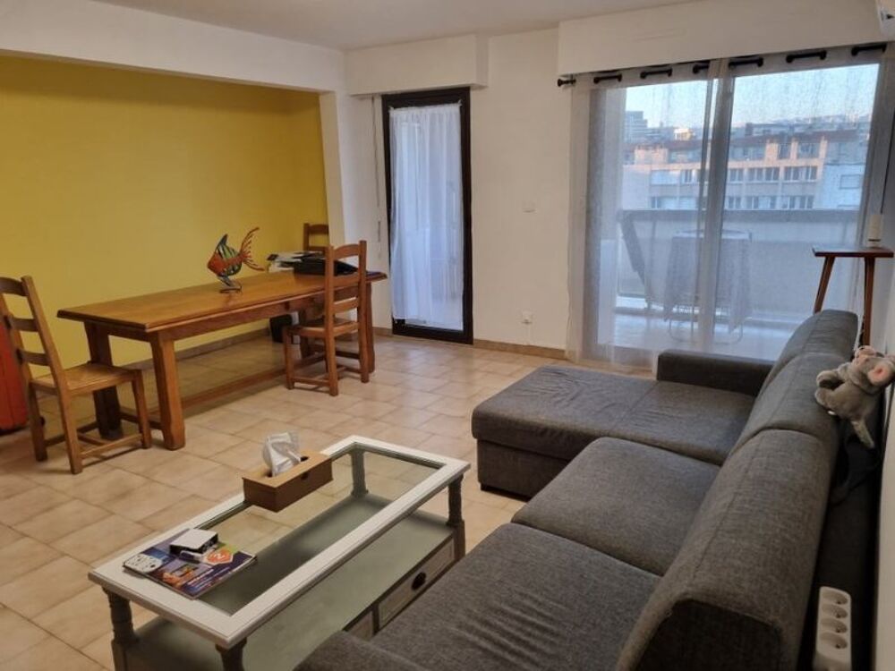 location Appartement - 2 pièce(s) - 70 m² Marseille 8