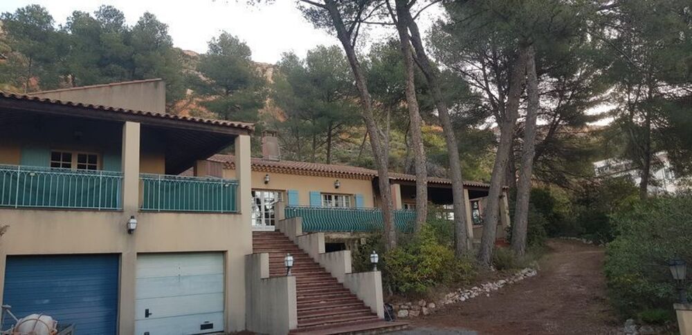 location Appartement - 1 pièce(s) - 45 m² Vitrolles (13127)