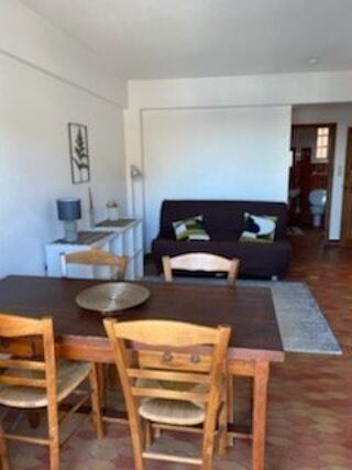 Appartement à louer 2 pièces 38 m²