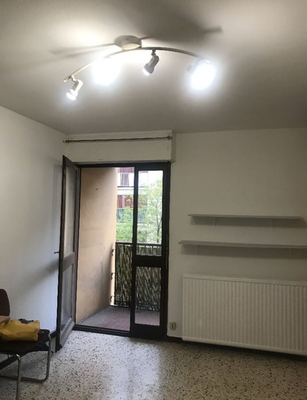 location Appartement - 1 pièce(s) - 25 m² Aix-en-Provence (13100)