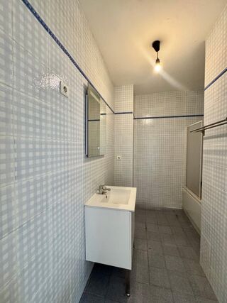  Appartement à louer 3 pièces 64 m²
