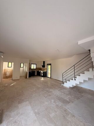  Maison à louer 3 pièces 110 m² Ceyreste
