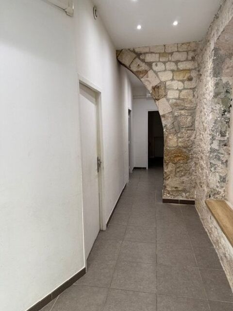   Location / Local commercial - 23 m� 