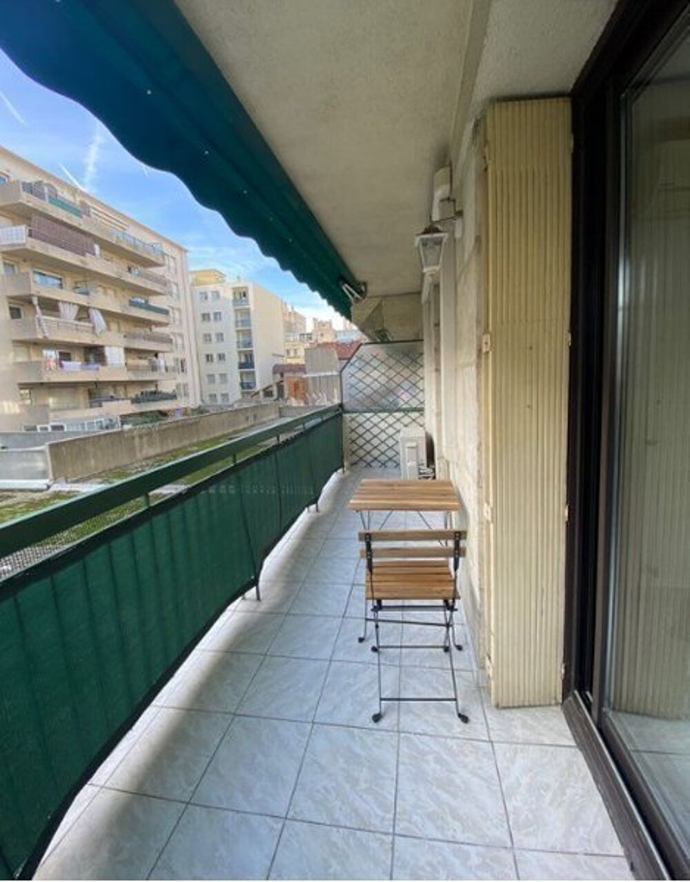 Superbe T3 62m2- 13010 La Timone Le bien se co....