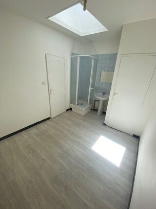  Appartement à louer 2 pièces 25 m²