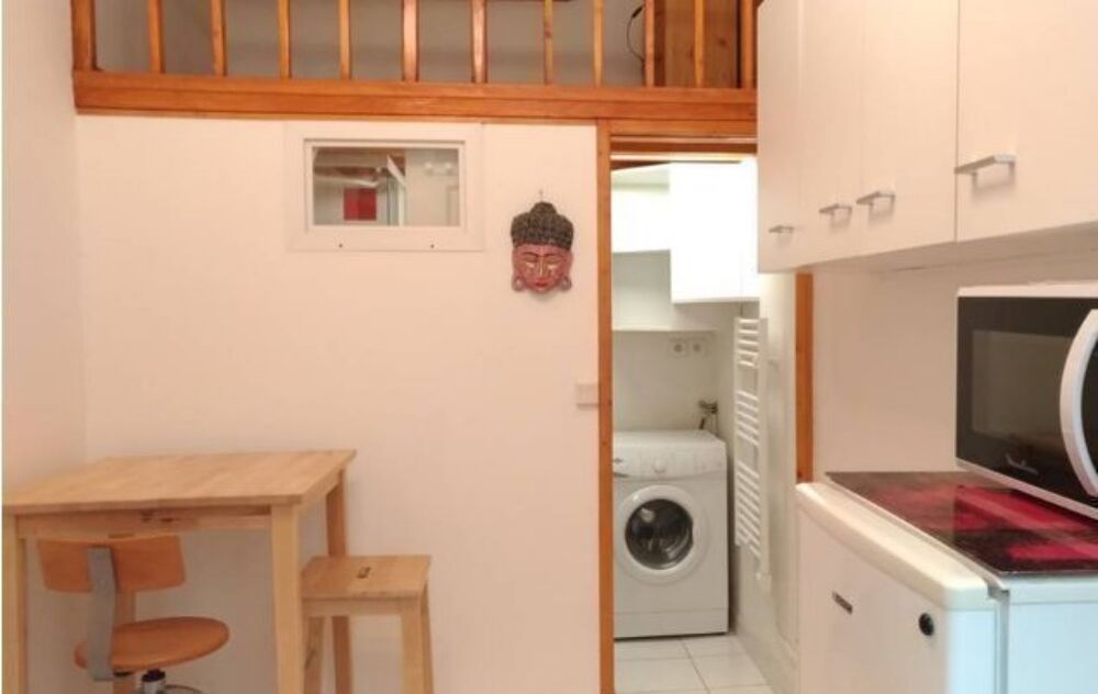 8è Prado T1.2 Sejour ,Cuisine aménagée et équip. ,Séjour....