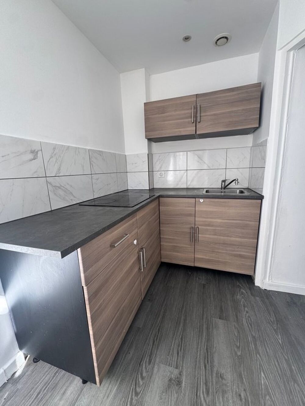 location Appartement - 1 pièce(s) - 29 m² Marseille 9