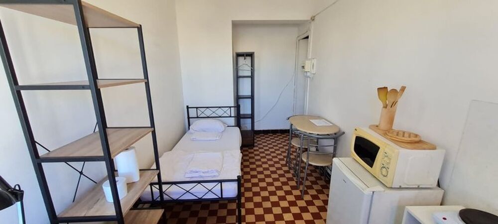 location Appartement - 1 pièce(s) - 11 m² Marseille 8