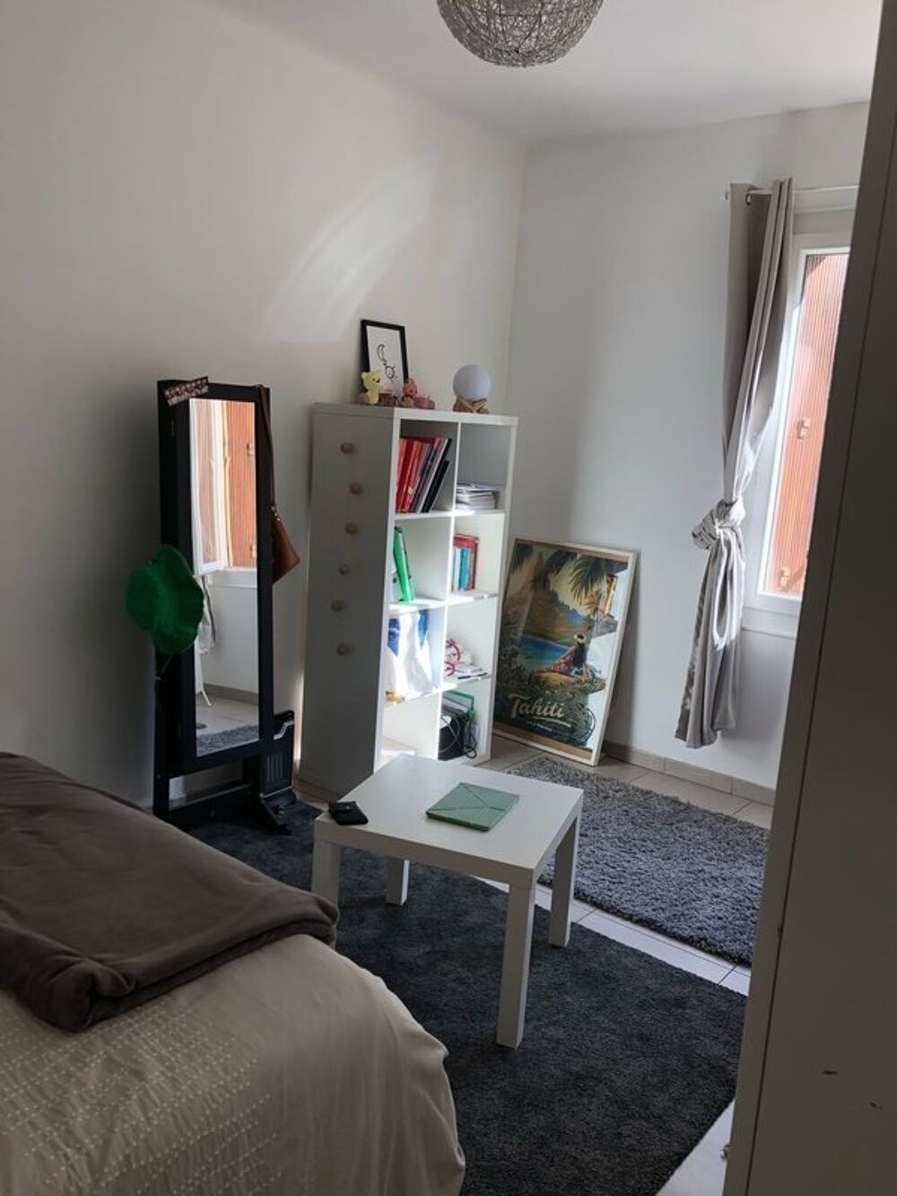 13005 Saint-Pierre MARSEILLE Chambre de 12m2. Hall ,....