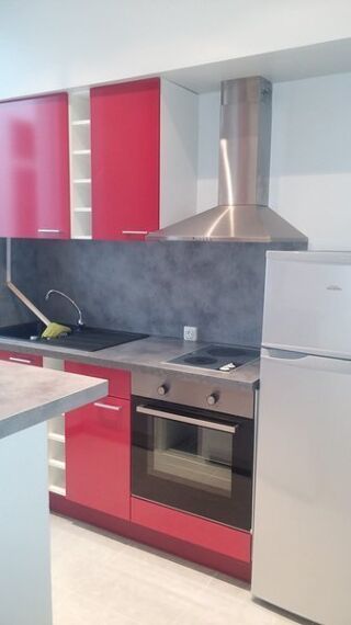  Appartement à louer 2 pièces 33 m²