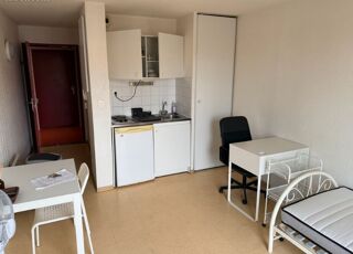  Appartement à louer 1 pièce 19 m²