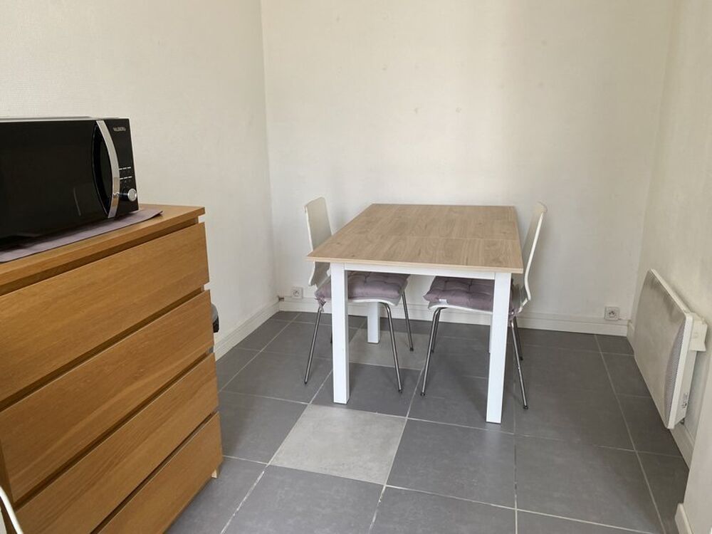 location Appartement - 2 pièce(s) - 35 m² Marseille 4