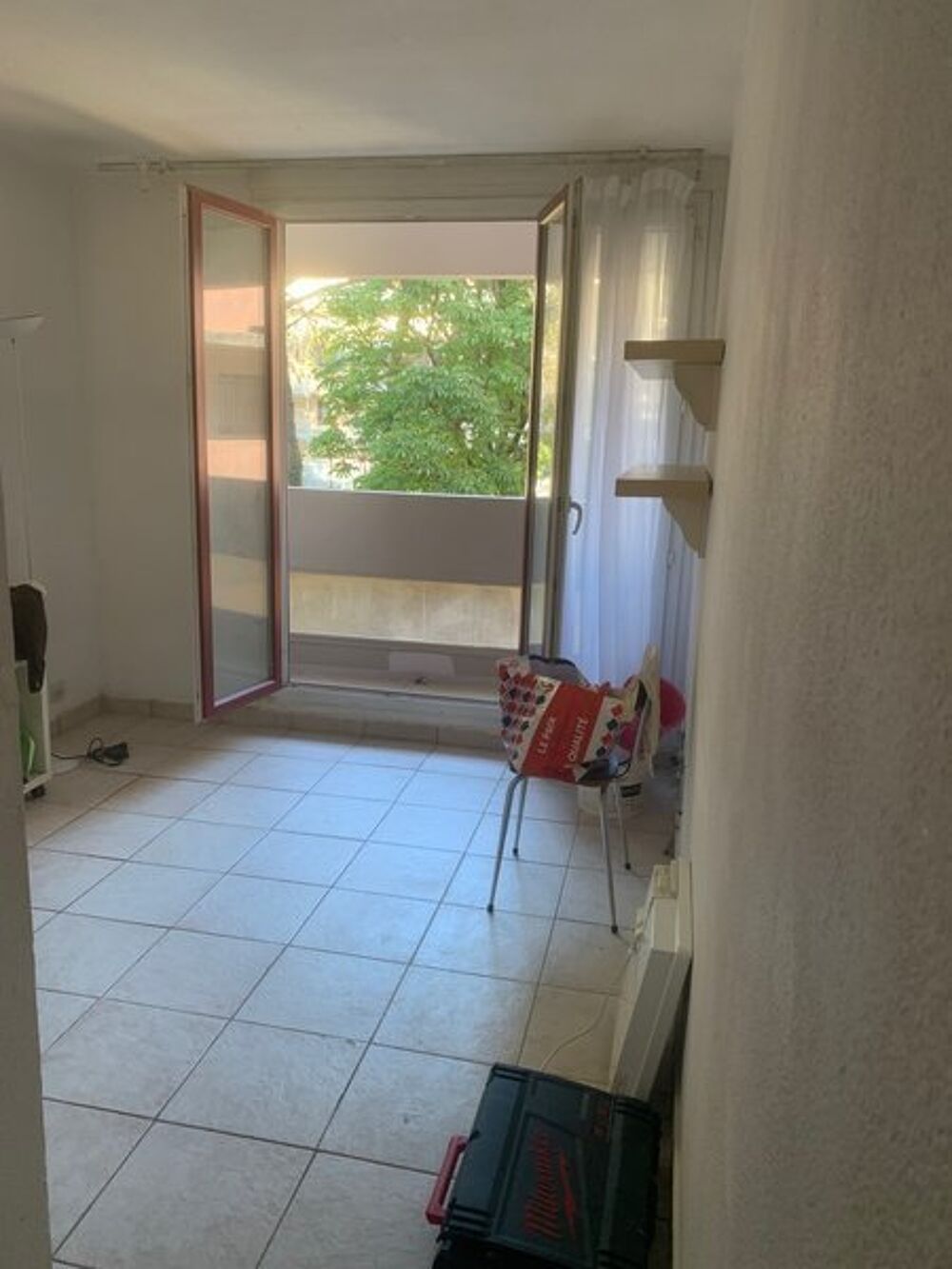 location Appartement - 1 pièce(s) - 15 m² Les Milles (13290)