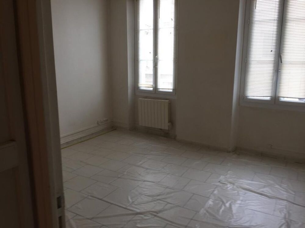 location Appartement - 3 pièce(s) - 63 m² Marseille 2
