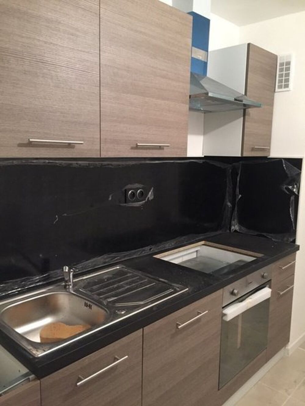 location Appartement - 4 pièce(s) - 75 m² Marseille 8