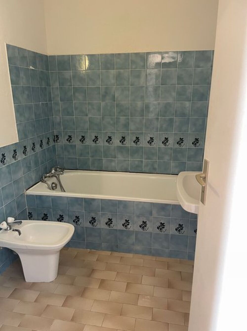 Appartement T2 - 1er étage - 13008 Marseille - Quartier ....