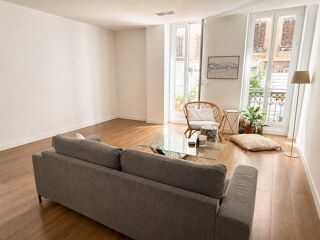  Appartement à louer 3 pièces 78 m²