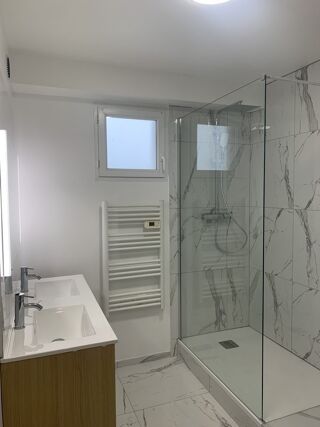  Appartement � louer 3 pi�ces 90 m�