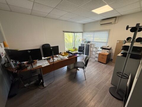   Location / Local Commercial - 101 m² 
