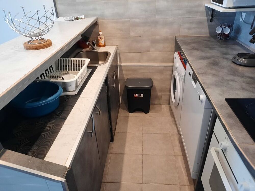 location Appartement - 1 pièce(s) - 38 m² Marseille 3