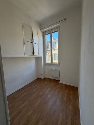  Appartement à louer 2 pièces 38 m²
