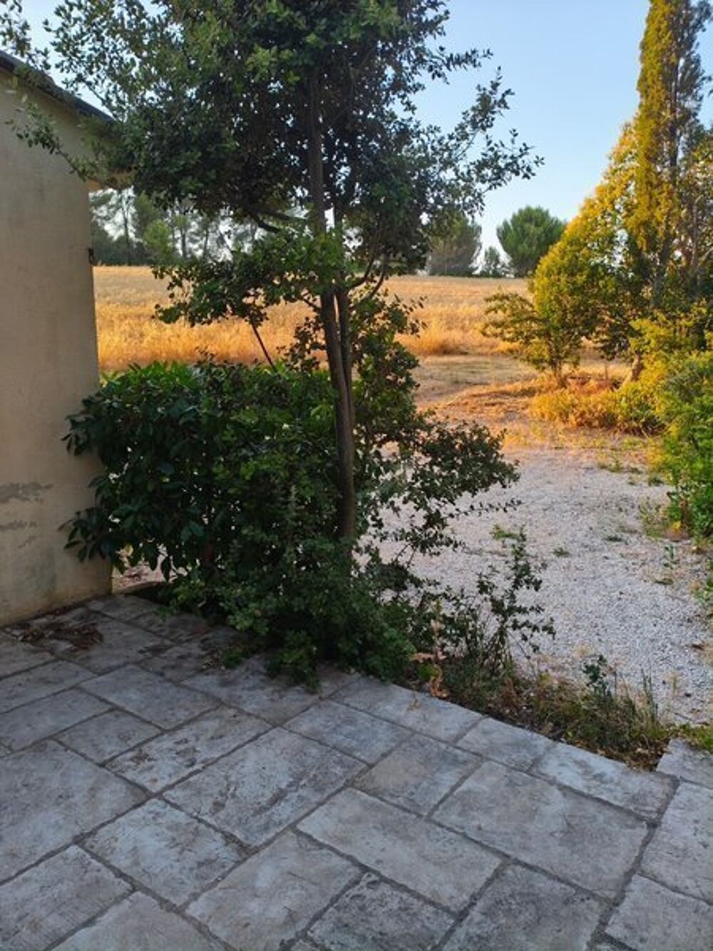 location Appartement - 2 pièce(s) - 60 m² Les Milles (13290)