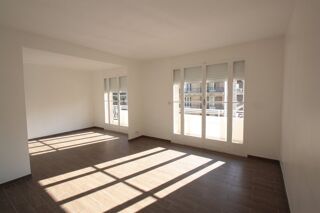  Appartement à louer 3 pièces 83 m²