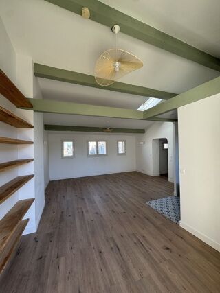 Appartement à louer 2 pièces 52 m²