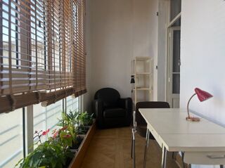  Appartement à louer 3 pièces 75 m²