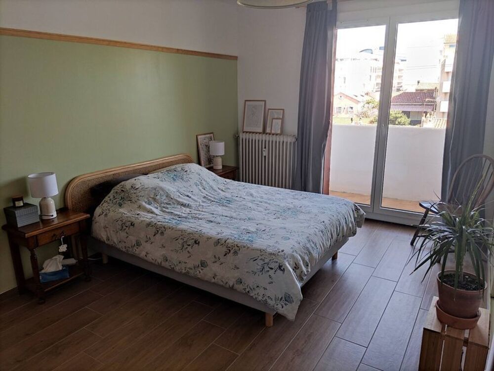 location Appartement - 3 pièce(s) - 70 m² Marseille 4