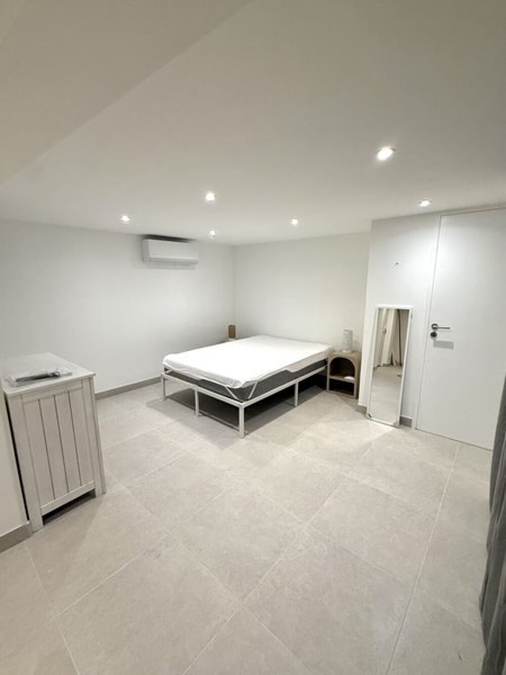 location Appartement - 2 pièce(s) - 30 m² Marseille 5