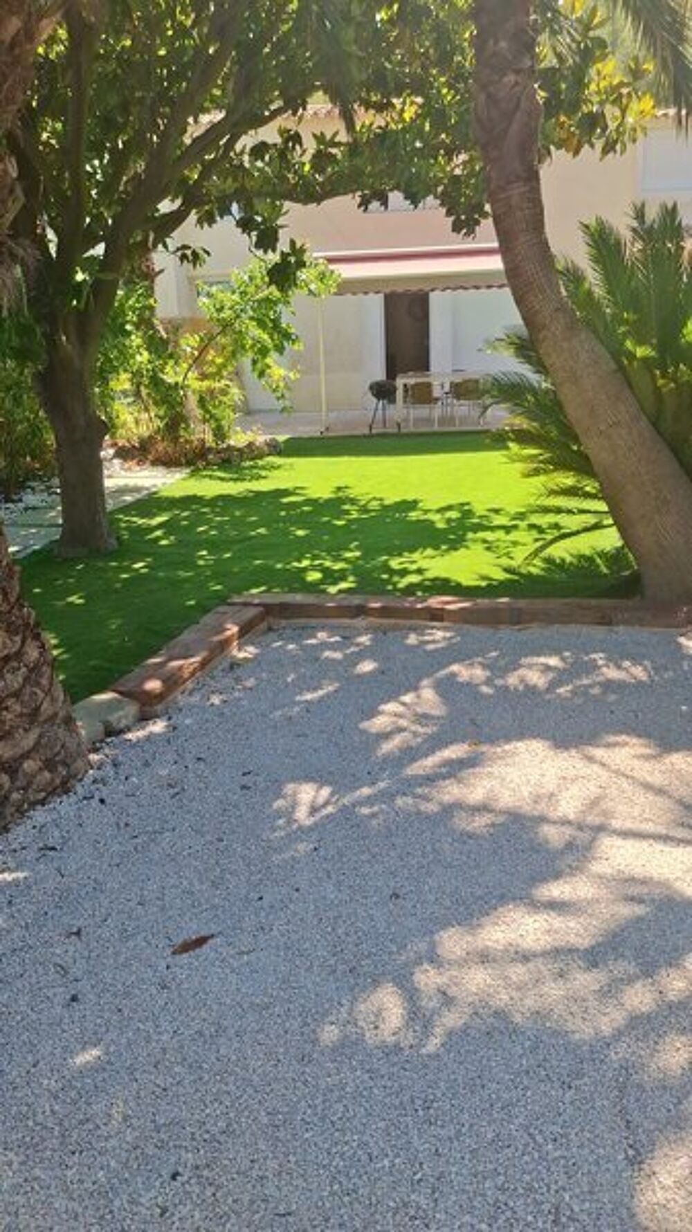 13009 Le redon MARSEILLE Villa T4 Sejour ,Cuisine ouver....