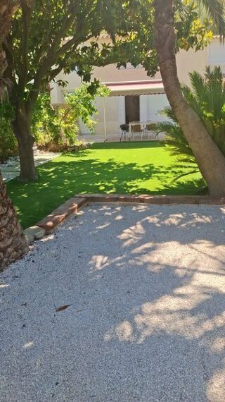  Maison à louer 4 pièces 145 m²
