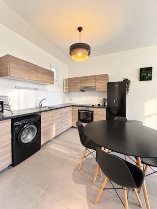 location Appartement - 2 pièce(s) - 42 m² Marseille 6