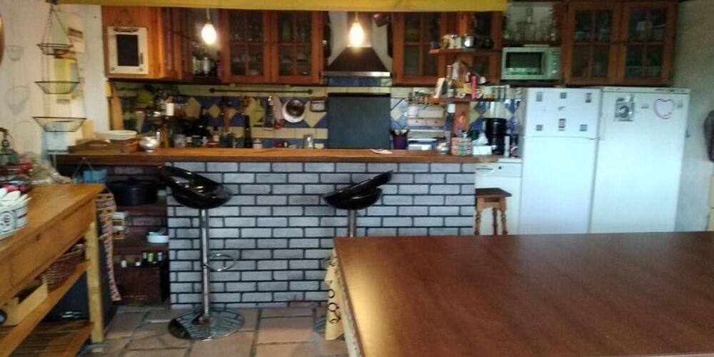 location Maison - 3 pièce(s) - 95 m² Évenos (83330)